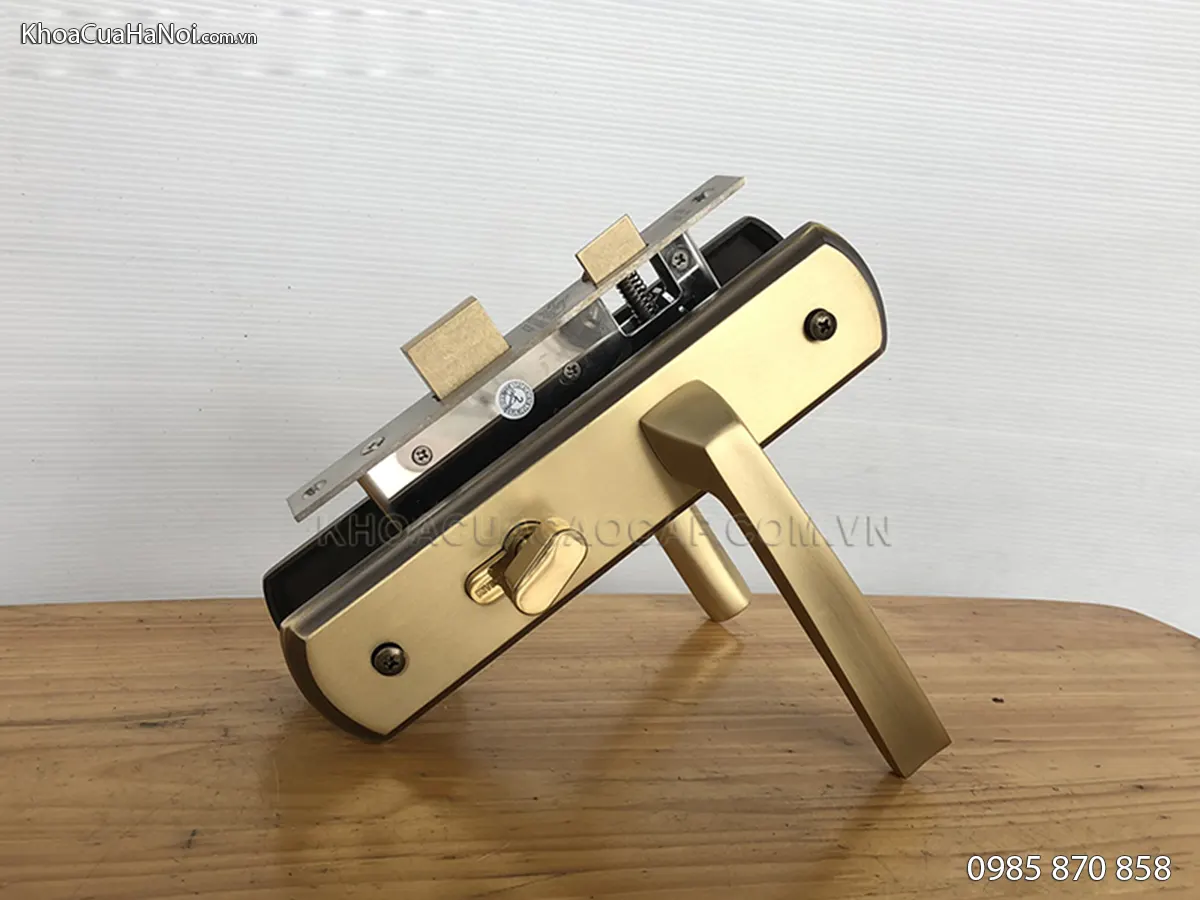 Khóa thông phòng đồng xước HCX5868