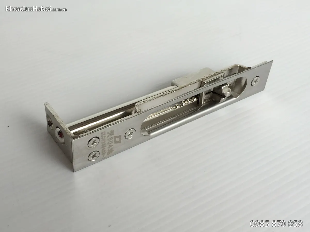 Chốt âm cửa bằng inox sus 304 15cm