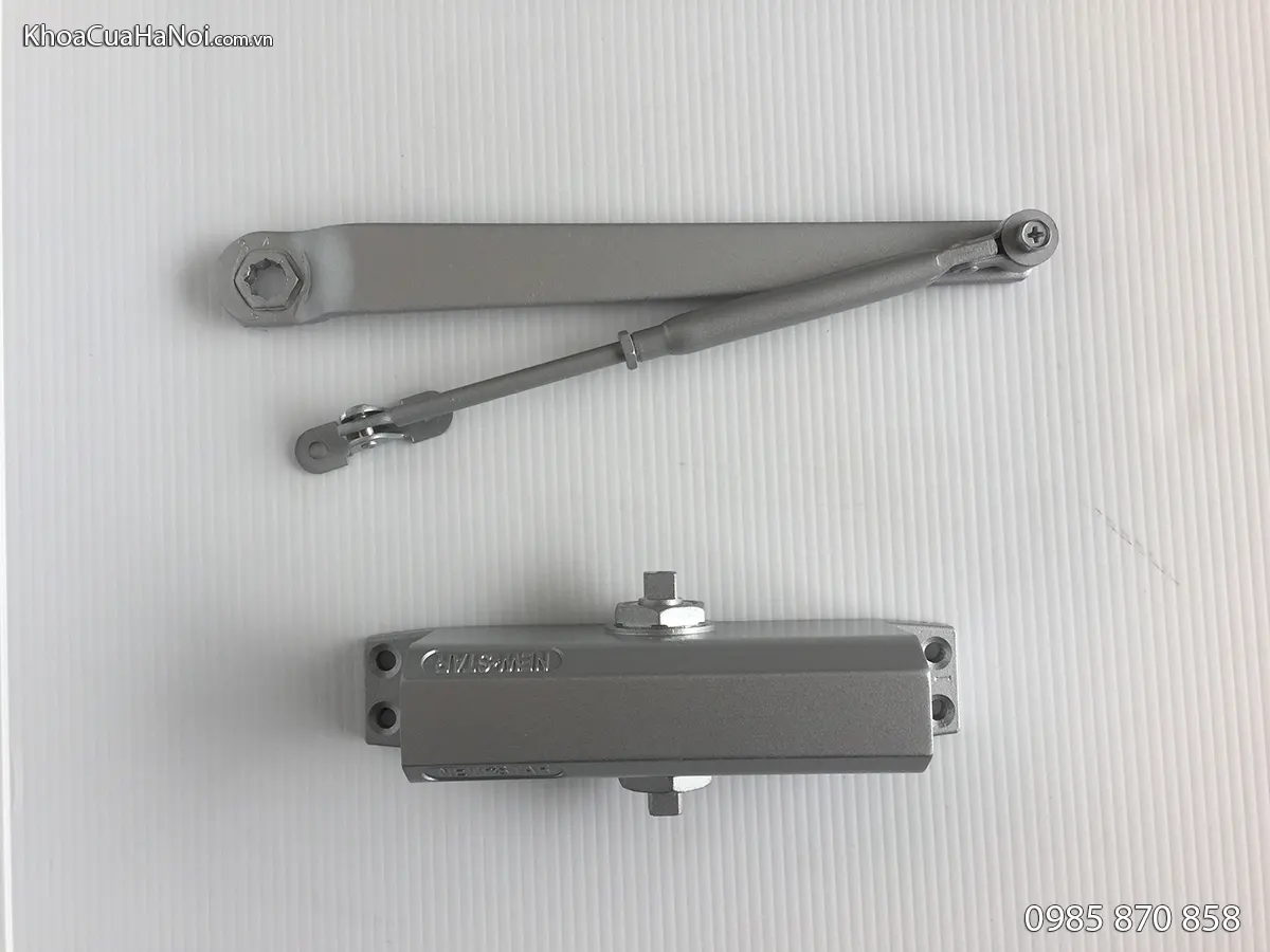 Tay co thủy lực Newstar