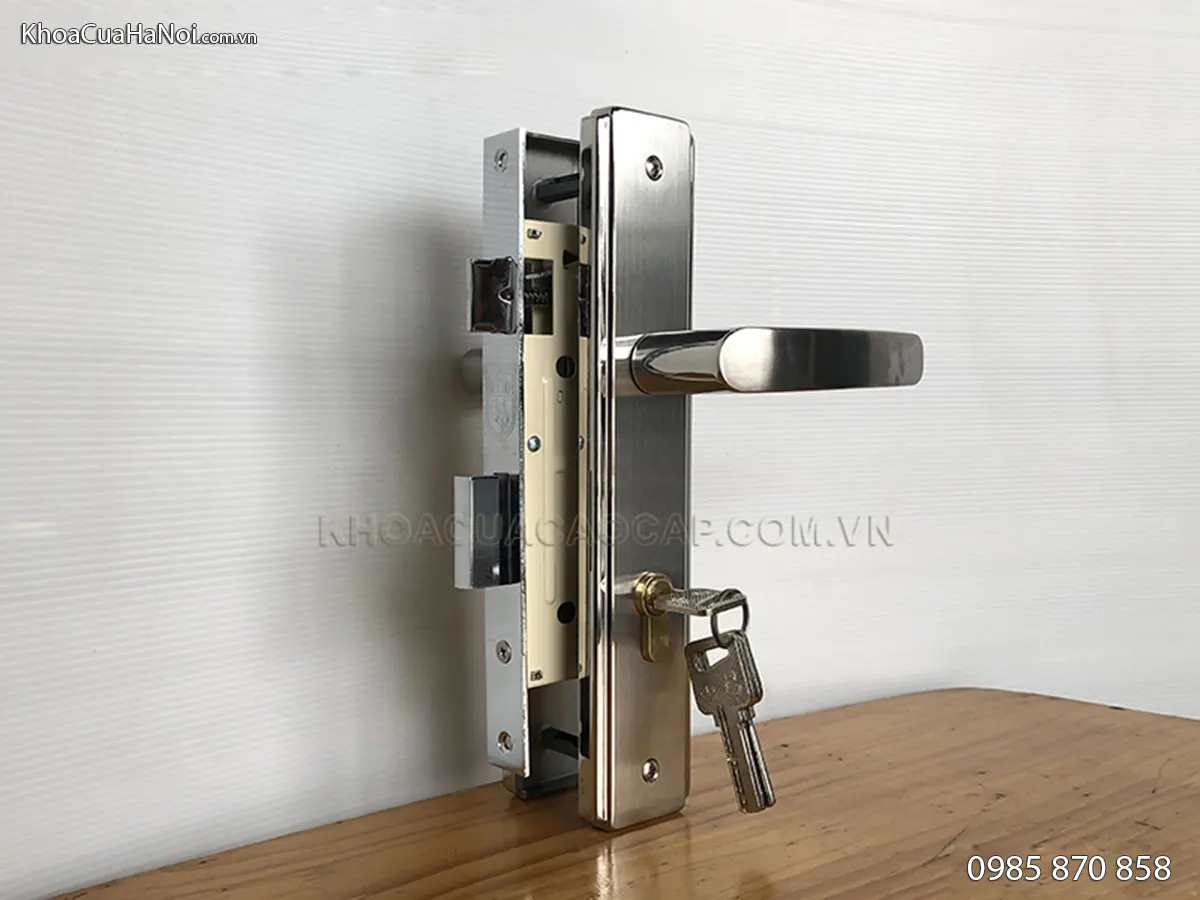 Khóa cửa chính inox việt tiệp 04813