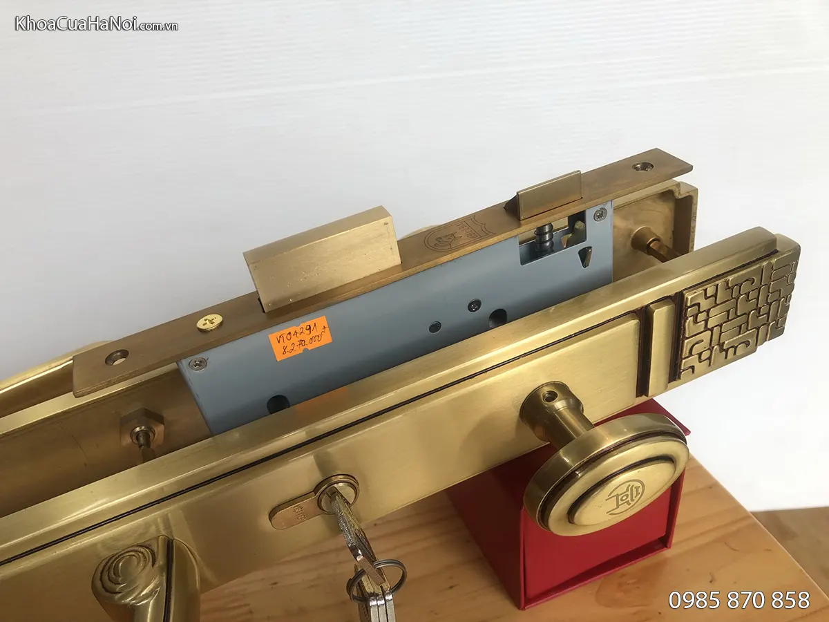 Khóa cửa đại sảnh bằng đồng Việt Tiệp 04291