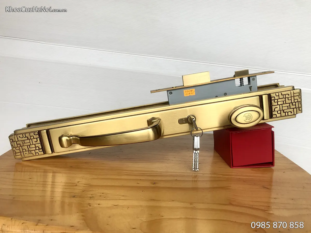 Khóa cửa đại sảnh bằng đồng Việt Tiệp 04291