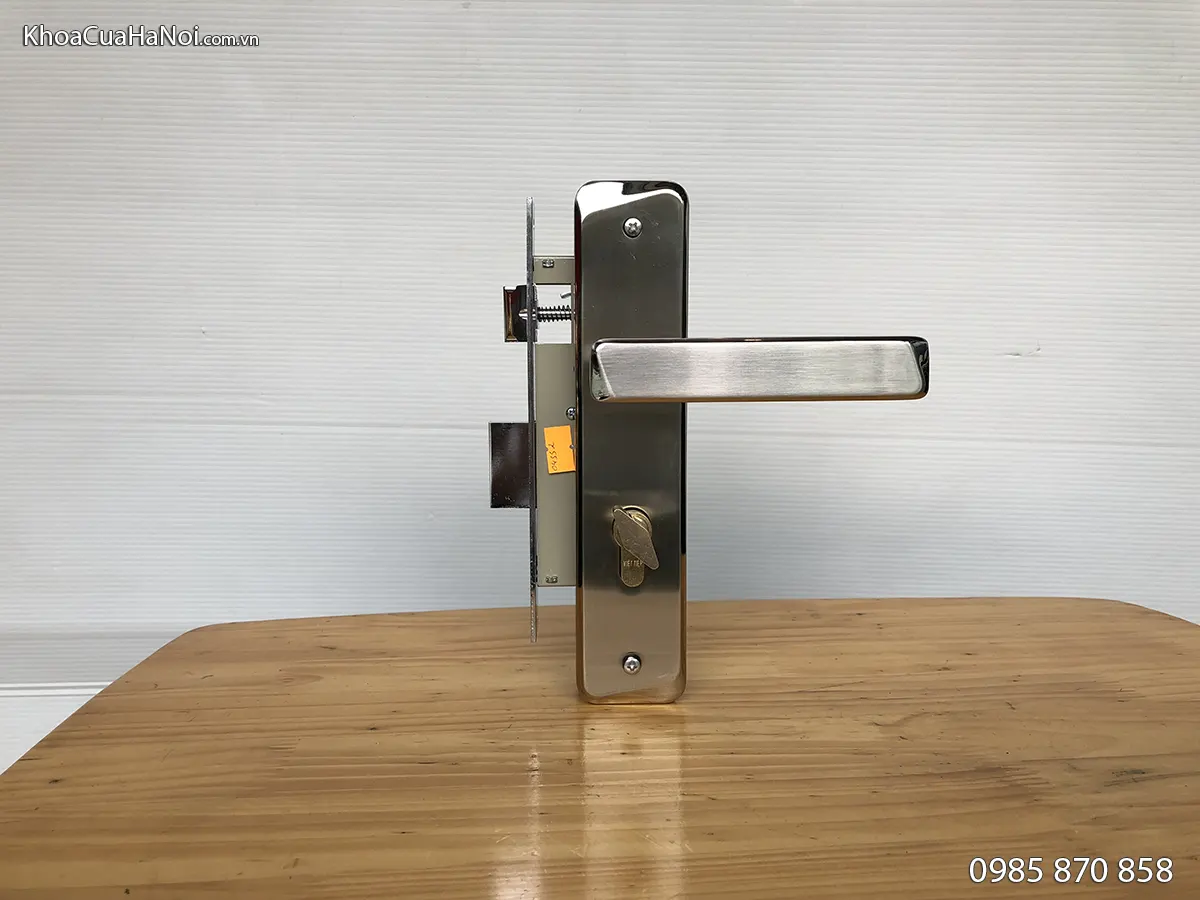 Khóa cửa thông phòng hợp kim Việt Tiệp 04332