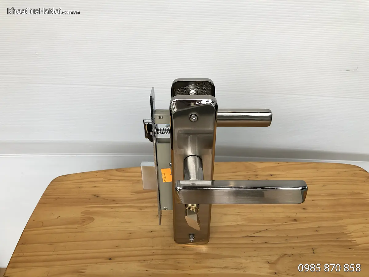 Khóa cửa thông phòng hợp kim Việt Tiệp 04332