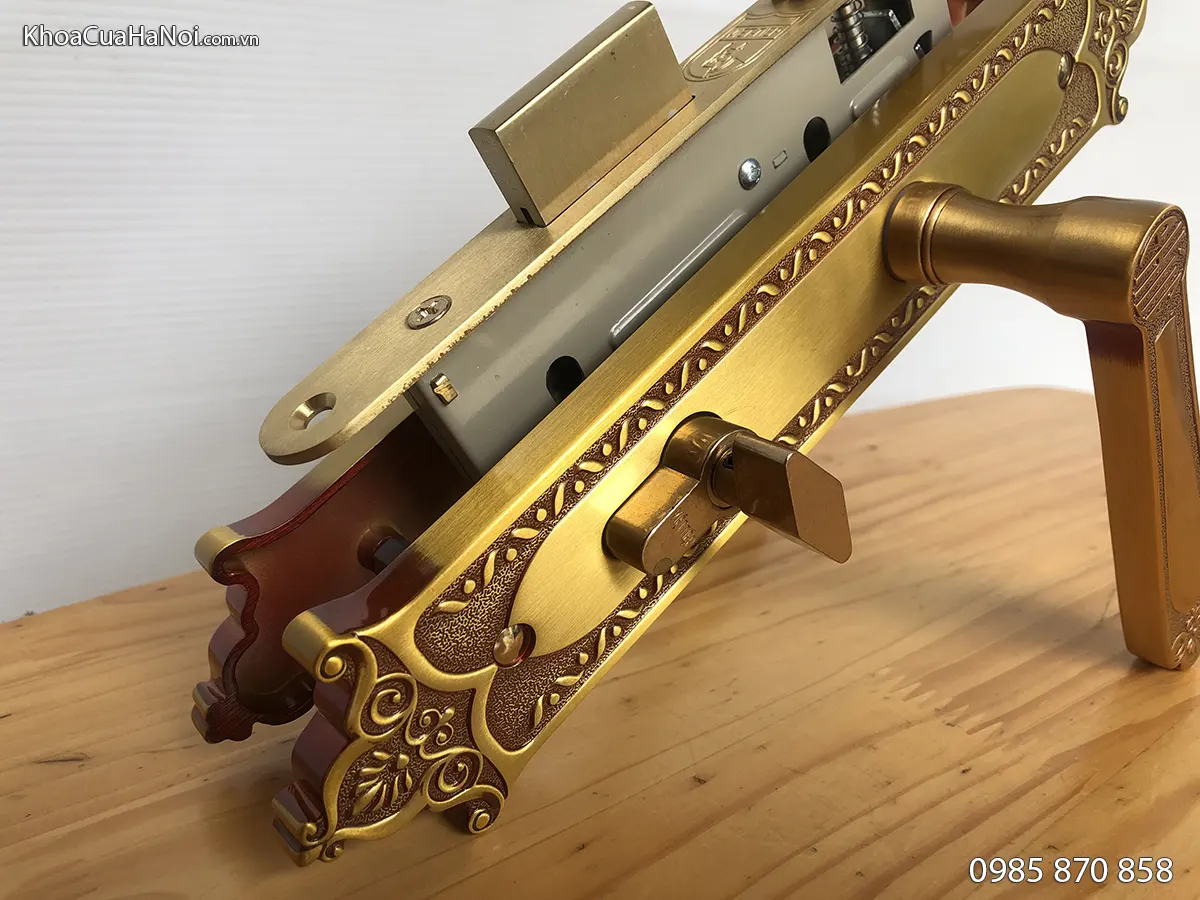 Khóa đồng cổ điển thông phòng Việt Tiệp 04317
